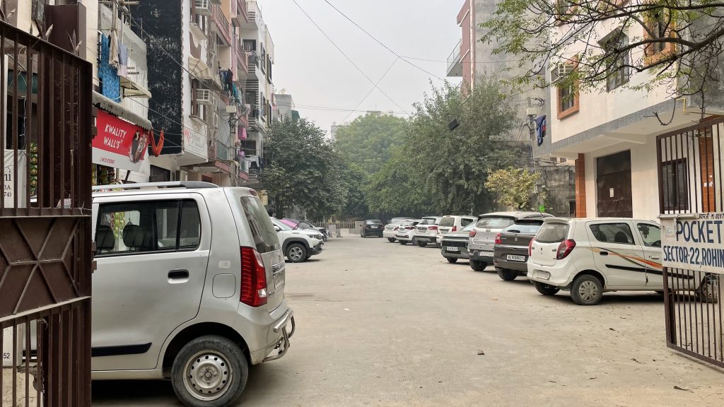 Common Parking Area in Sector 22 Rohini