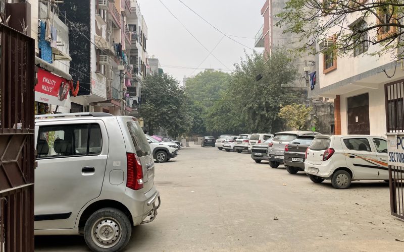 Common Parking Area in Sector 22 Rohini